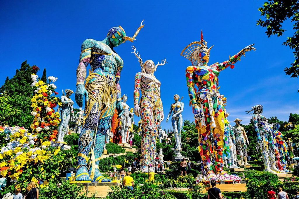 Toscane : ce jardin aux sculptures géantes choque les touristes, vous n’y croirez pas ! 4 image 13