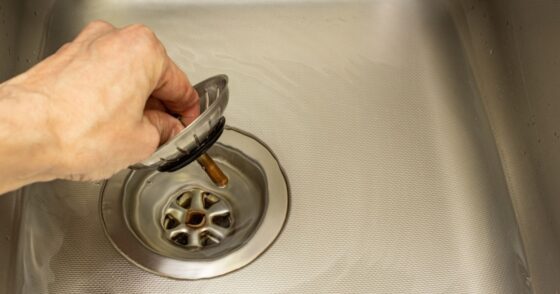 7 ingrédients naturels pour déboucher un évier : des solutions écologiques et efficaces 1 Normal 2025 09 22T075301.924 560x294 1