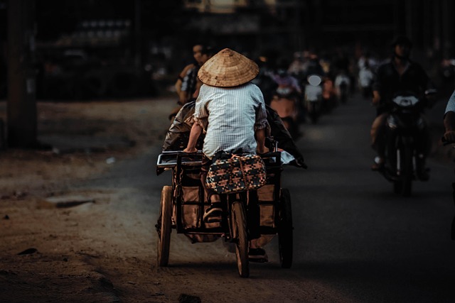 garbage collector gf14968058 640