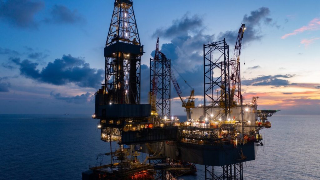 Qui est « Follow This », le groupe de militants qui investit dans les pétroliers pour les faire changer ? 4 image 9