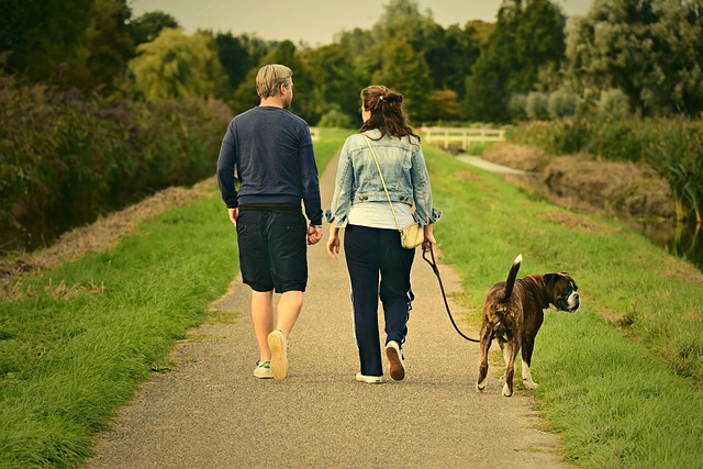 Pourquoi les enfants jouent-ils de moins en moins dehors ? 9 mabelamber couple gea91bdf14 640