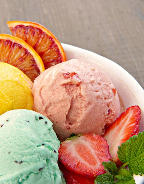 Comment fabriquer de la glace vegan : ingrédients et techniques 2 silviarita sundae g241707108 640